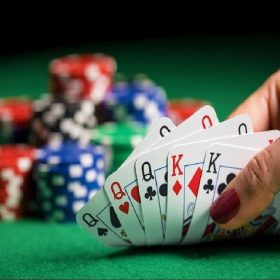 Poker žetoni, setovi, karte